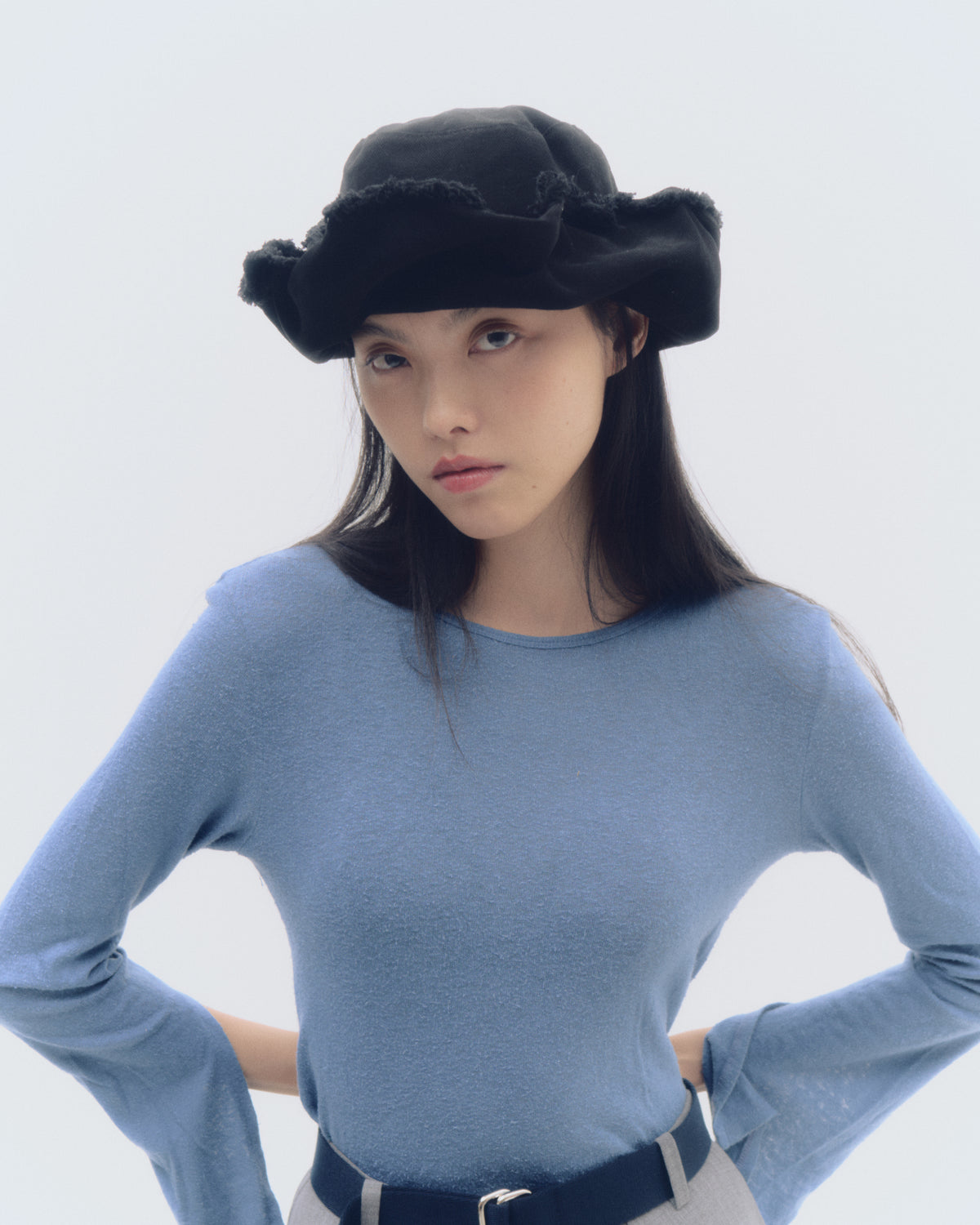 BRIM MIDIUM / BLACK