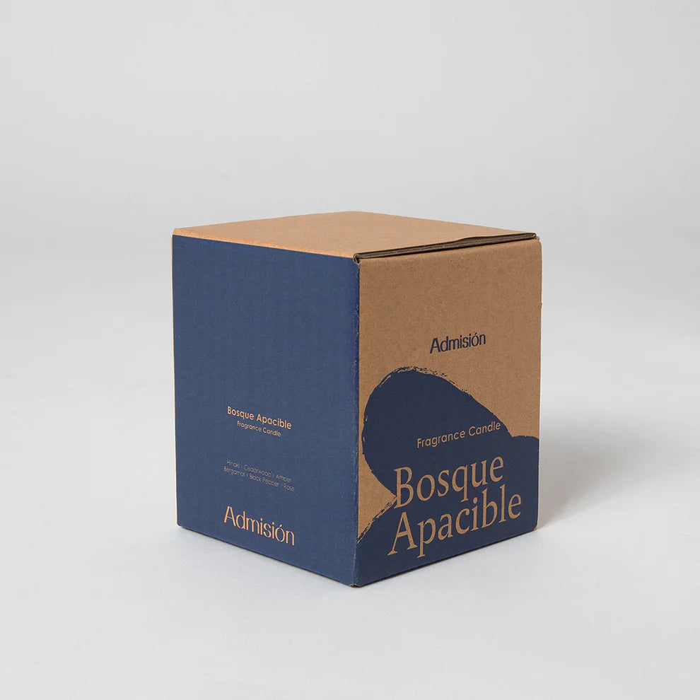 Admisión Fragrance Candle Bosque Apacible