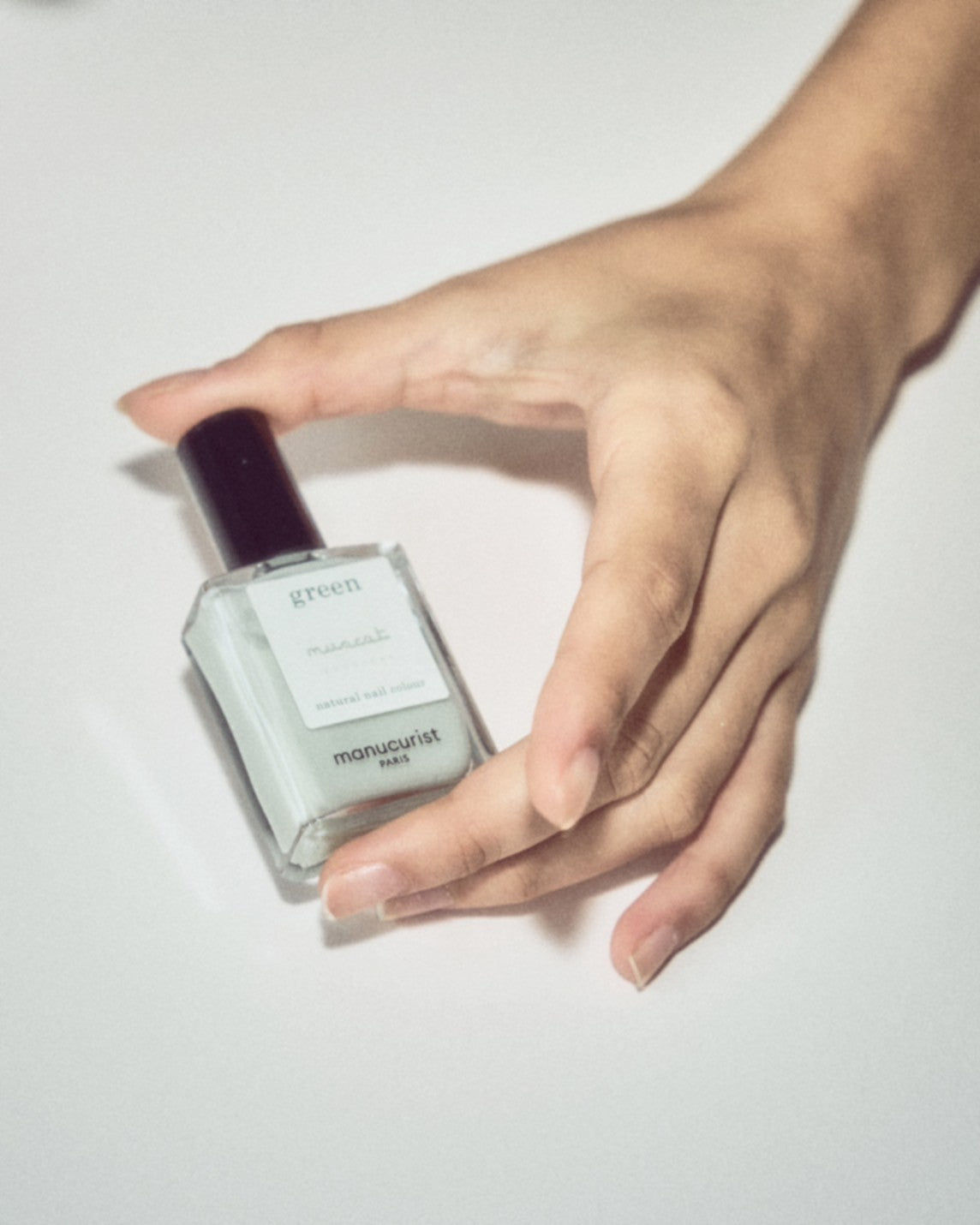 mr green natural nail color / Muscat