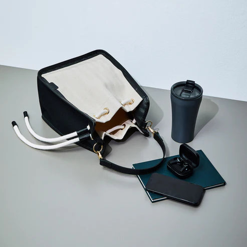 ETELA String bag - Off-white×Black×black