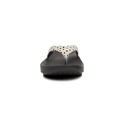 OOlala Limited / Pebble
