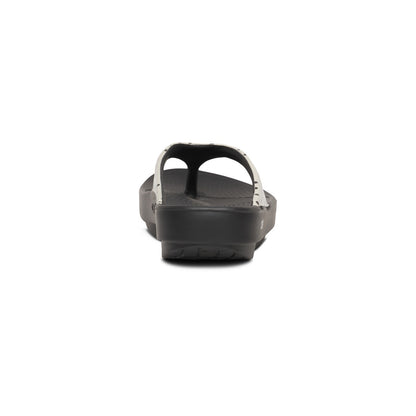 OOlala Limited / Pebble