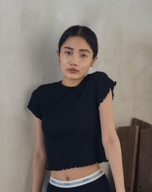 Hanes  originalsクロップTシャツ by  THE DODO  JEAN / BLACK