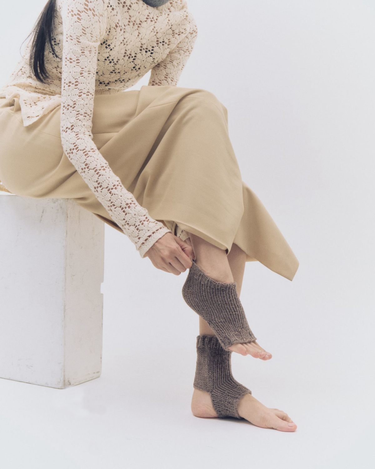 LEGGY/ L.BROWN