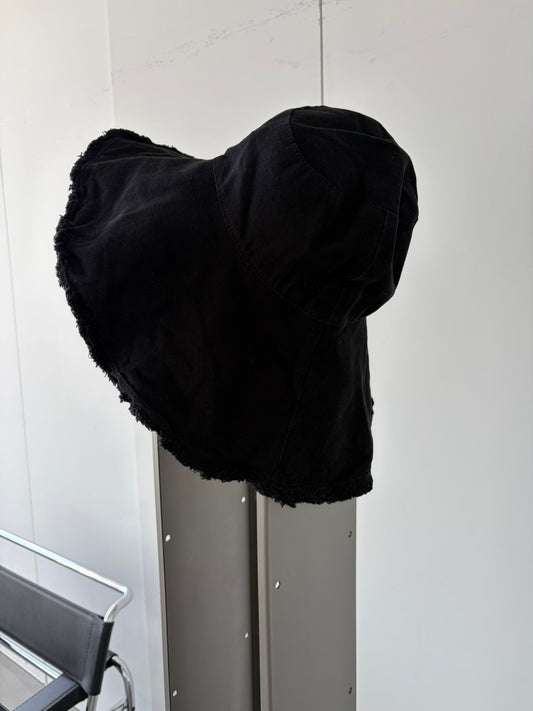 BRIM / BLACK