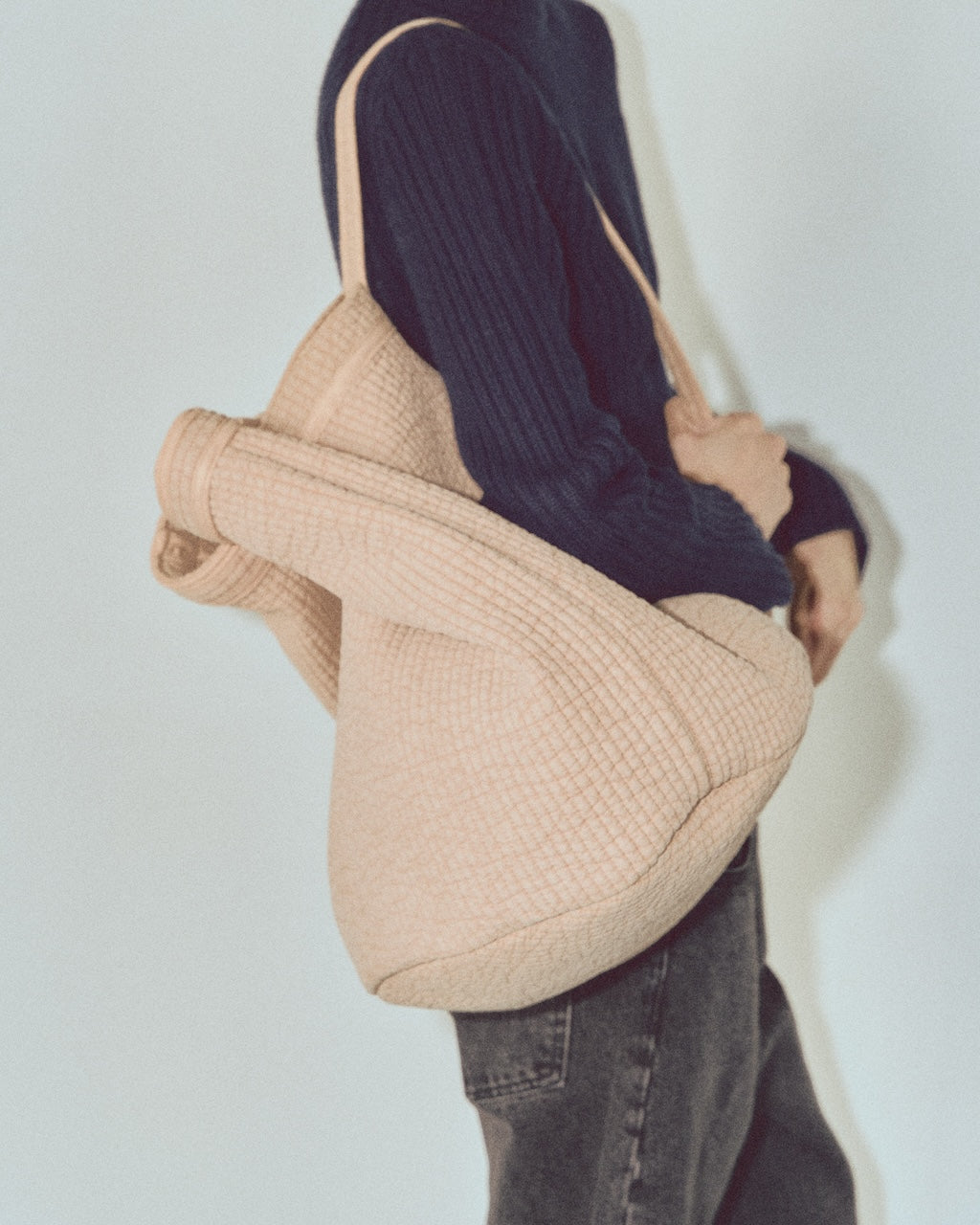 SHOULDER / BEIGE