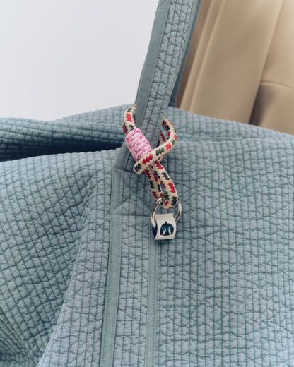 charm for / 3