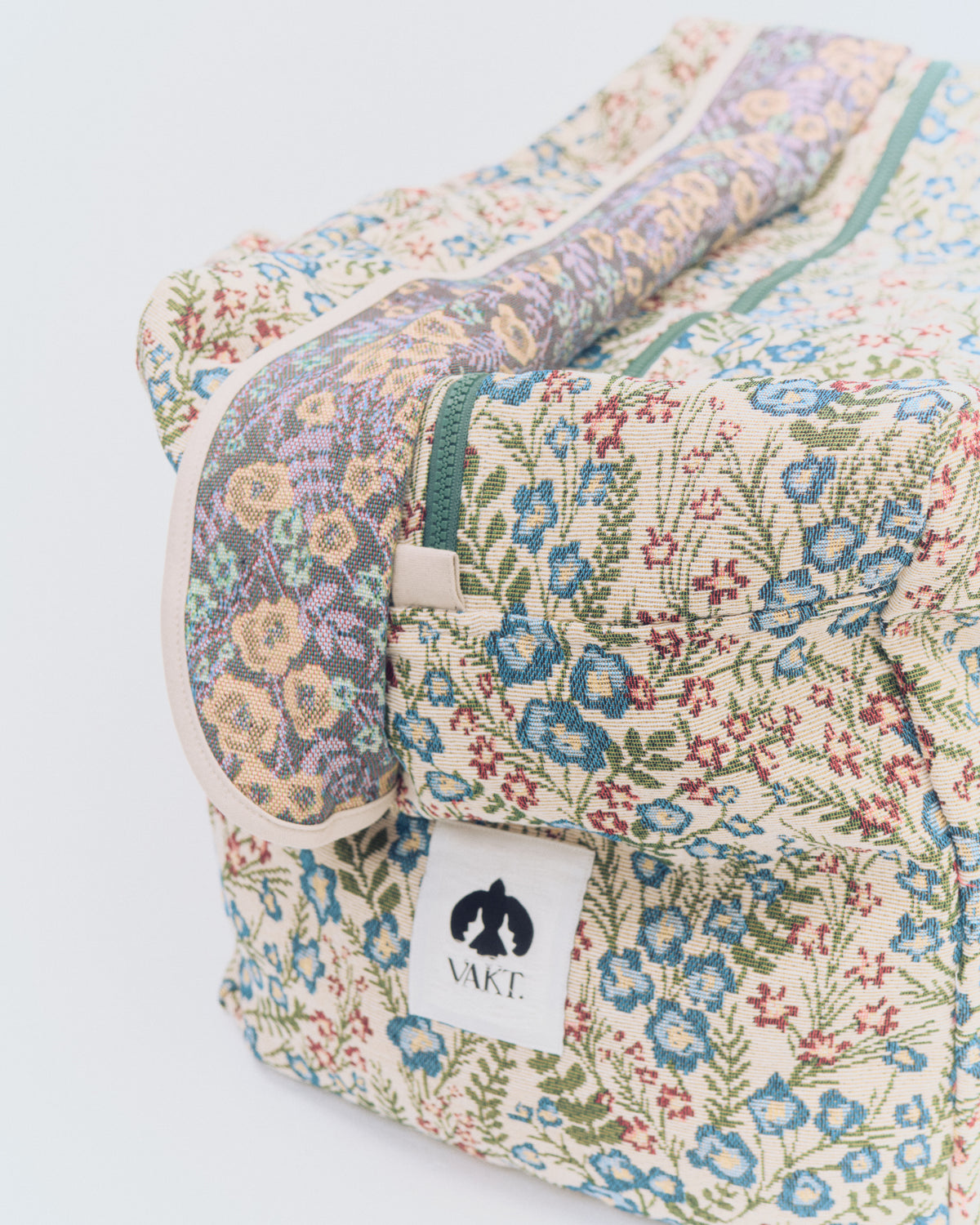 BOSTON / Jacquard cream